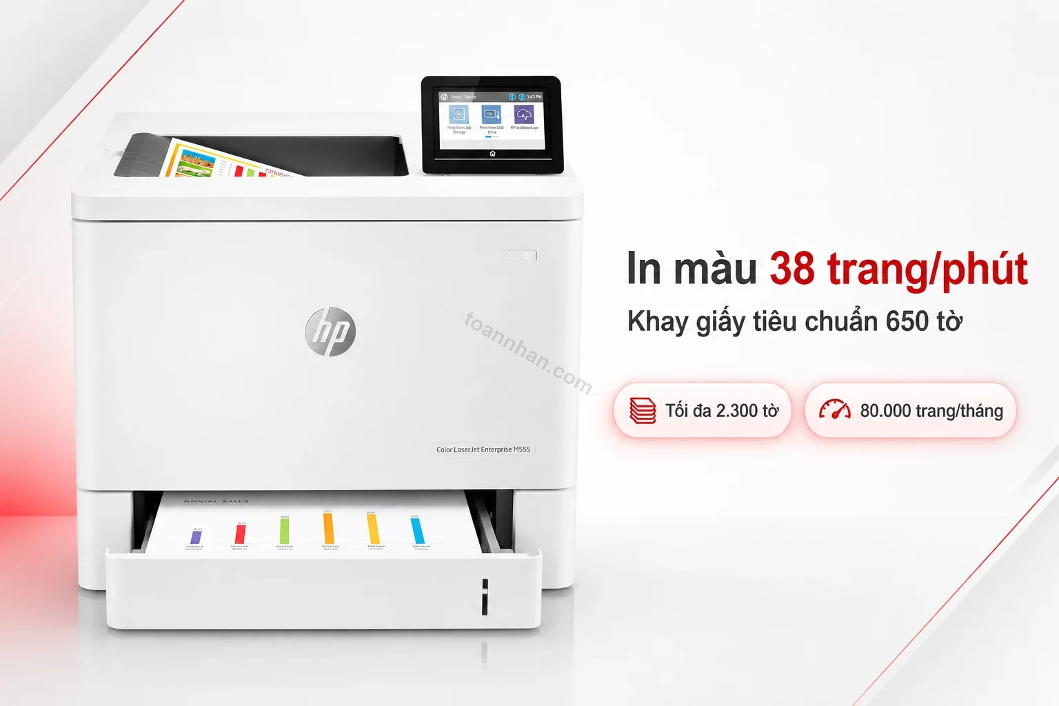 Bản in màu tốc độ cao từ máy in HP Color LaserJet Enterprise M555dn, cận cảnh khay giấy dung lượng lớn