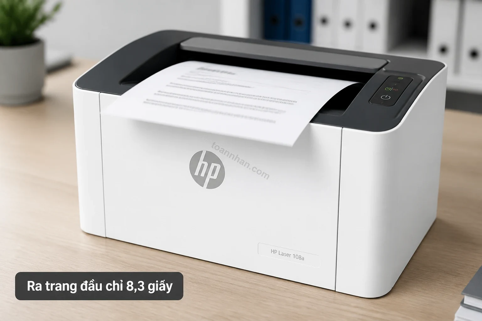 Tốc độ in nhanh của máy in HP Laser 108A — bản in văn bản A4 vừa ra khay giấy