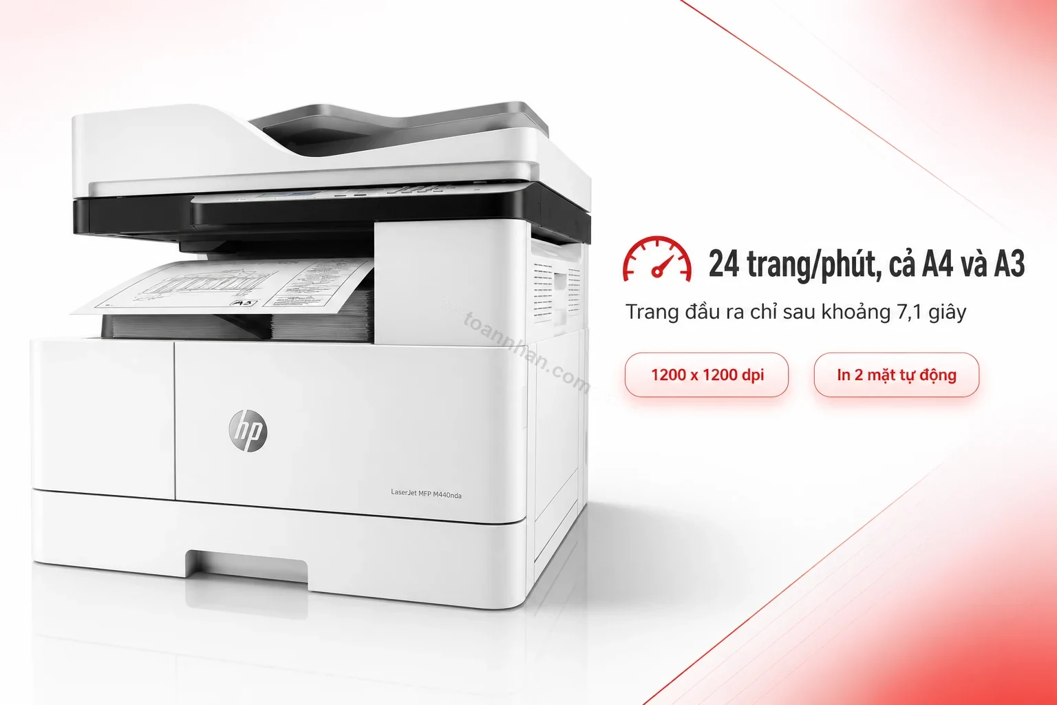 Bản in khổ A3 vừa ra từ HP M440nda, cận cảnh bản vẽ kỹ thuật đen trắng sắc nét